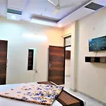 Comfort Inn Hotel,New Delhi Mayur Vihar Noida