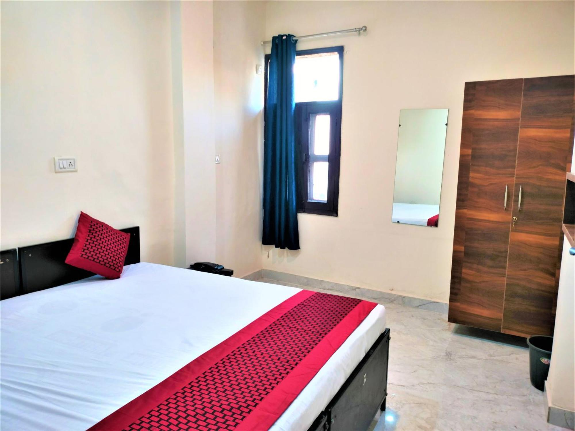 Comfort Hotel,new Delhi Mayur Vihar Noida New Delhi